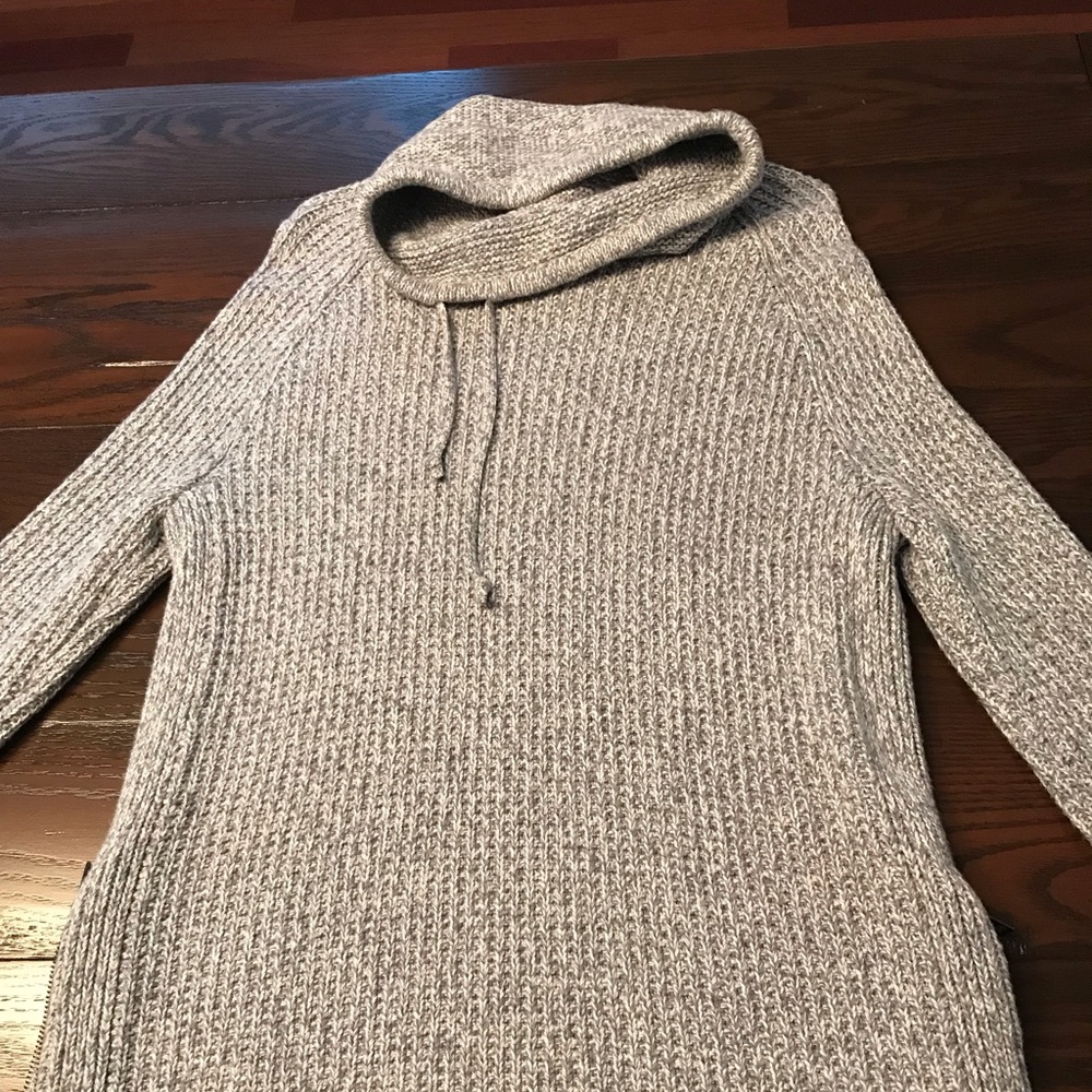 Athleta roll neck sweater